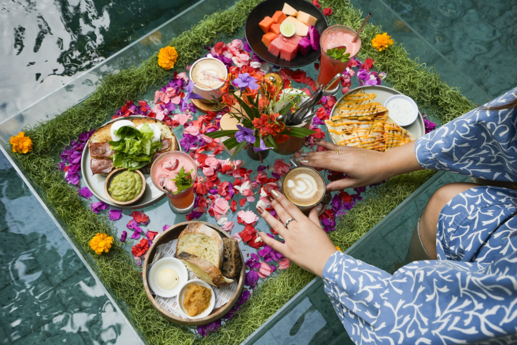 장소에 구애받지 않는 편안한 식사 제안